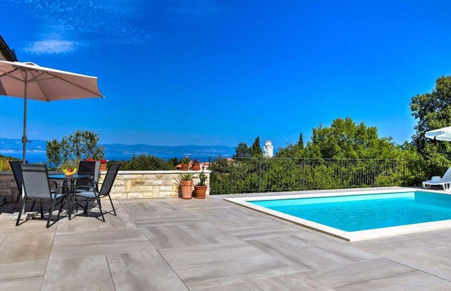 Wonderful Brsec Apartments With Sea View and Shared Pool - Foto 14
