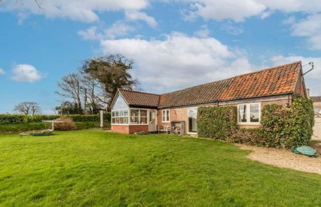 Host Stay Woodfalls Barn - Foto 33