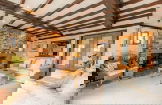 Photo 2 - Host Stay Woodfalls Barn