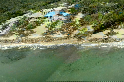 Photo 37 - Private Oceanfront 4-bed Villa w Pool on Huge Lot