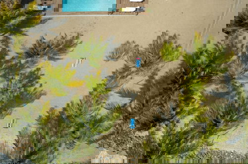 Photo 34 - Private Oceanfront 4-bed Villa w Pool on Huge Lot