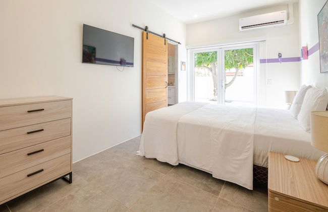 Modern Trestrapi Beach Villa 8 bed 8 Bath 2 Pools - Photo 41