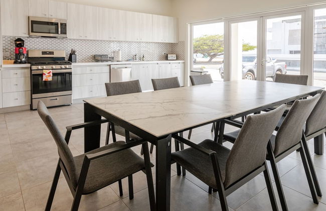 Modern Trestrapi Beach Villa 8 bed 8 Bath 2 Pools - Photo 50