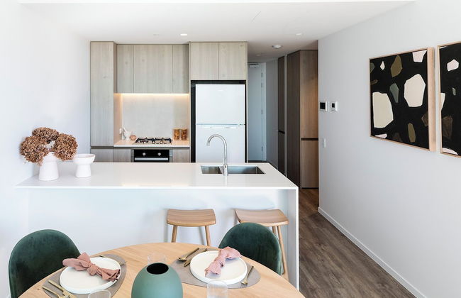 Kangaroo Point Apartments by Urban Rest - Photo 8