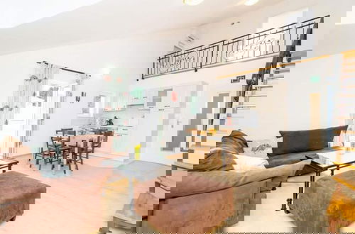 Foto 8 - Apartments Nikola - Comfort One Bedroom Apartment With City View
