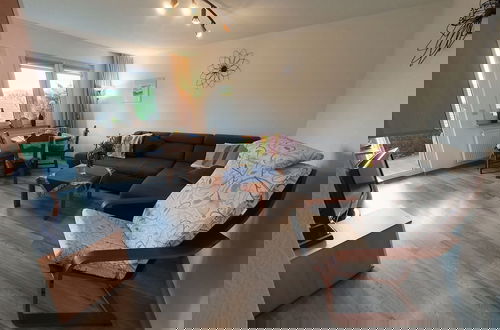 Foto 5 - Holiday Apartment With Terrace in Winterberg