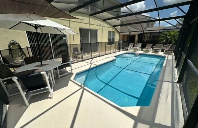 South Facing Pool Home - Room for the Whole Family! - Foto 24
