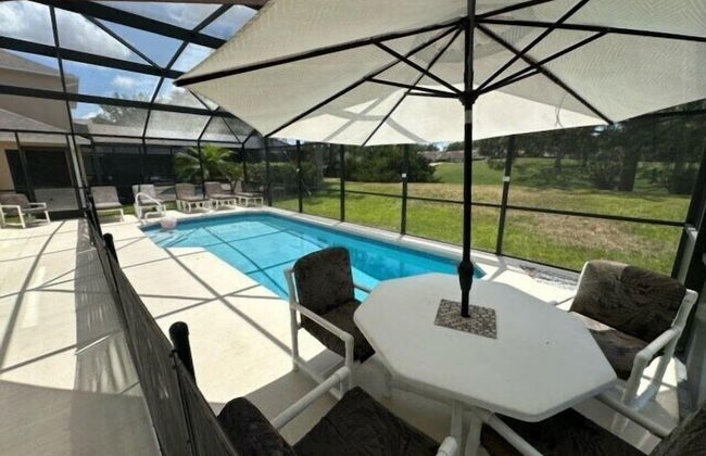 South Facing Pool Home - Room for the Whole Family! - Foto 25