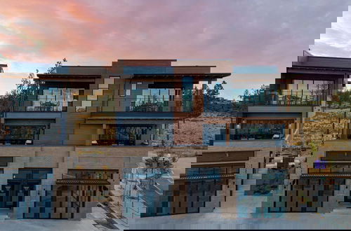 Foto 60 - The Aerie Suites by AvantStay – Modern Comfort with Mountain Views