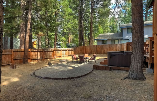 Montgomery Estates Bliss - Hot Tub, Pets, Family Fun! - Foto 38