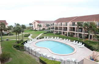 Photo 1 - 2 Bed, 2 Bath, Ocean View, Poolside - Sea Place 13137