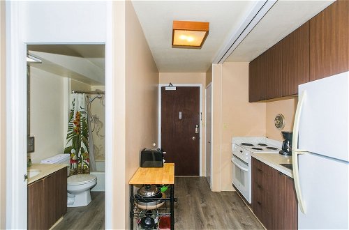 Photo 20 - Ilikai Marina Studio City View Condos with Fully Equipped Kitchens & Free Wifi
