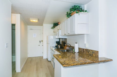 Photo 26 - Ilikai Marina Studio City View Condos with Fully Equipped Kitchens & Free Wifi