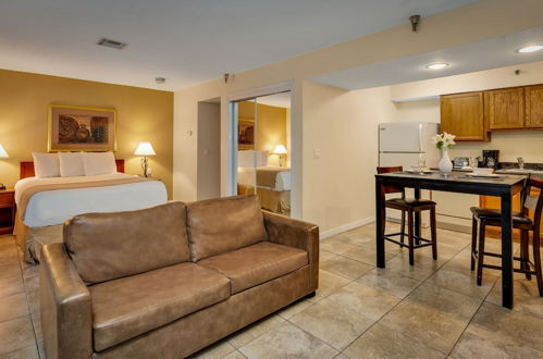 Foto 4 - Chase Suite Hotel Rocky Point Tampa