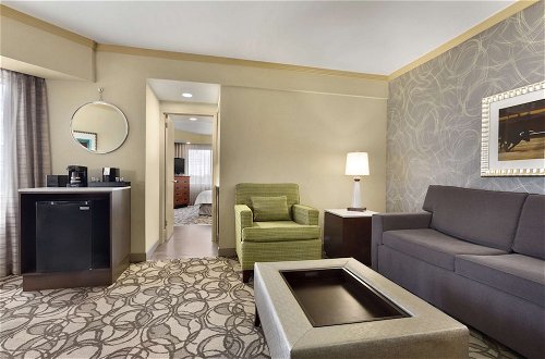 Photo 25 - Embassy Suites by Hilton San Antonio Airport