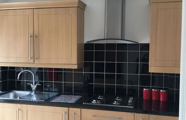 Nice 4 Bedroom near Basildon Town Center - Foto 10