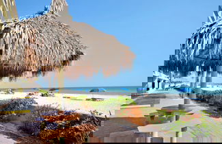 Photo 2 - Las Brisas 404
