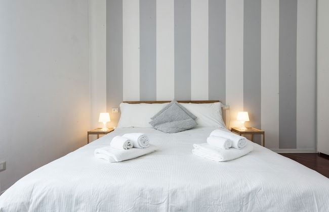 Renovated 19th-Century Apartment in an Authentic Area - Photo 10