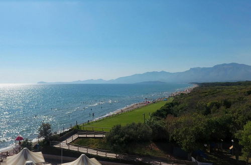 Photo 27 - Chalet in Baia Domizia With Pool