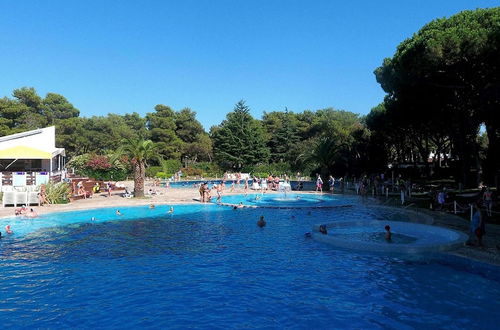 Photo 6 - Chalet in Baia Domizia With Pool