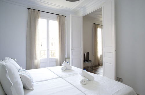 Photo 6 - BarcelonaForRent The Claris Suites