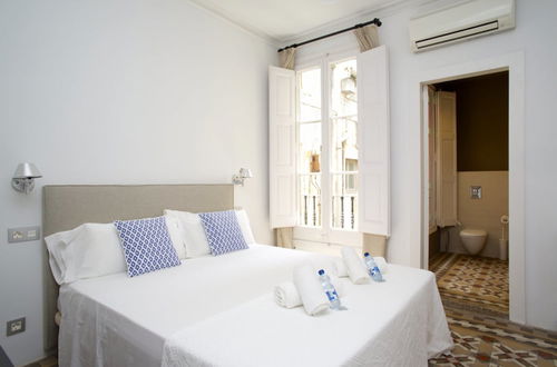 Photo 16 - BarcelonaForRent The Claris Suites