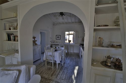 Photo 5 - White Home