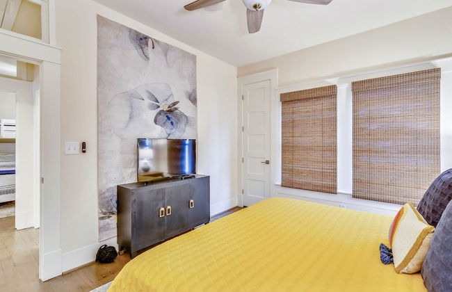 Galvez Getaway - Photo 4
