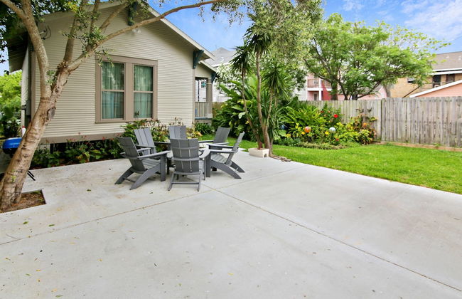 Galvez Getaway - Photo 19