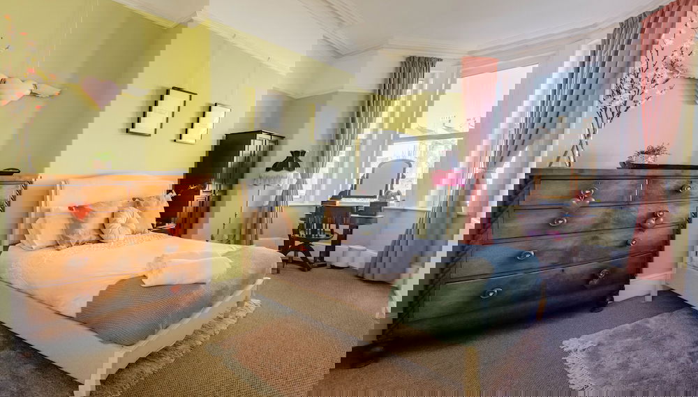 Primary image