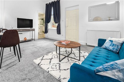 Photo 10 - One Bedroom Apartment by Klass Living Serviced Accommodation Coatbridge - Garturk Apartment With Wifi and Parking