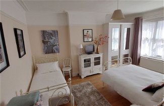 Photo 3 - Gorgeous 4-bed House in Bexhill-on-sea, sea Views