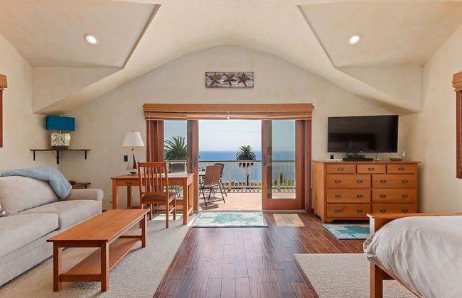 Blue Ocean View Retreat - Minutes to Beach - Foto 7