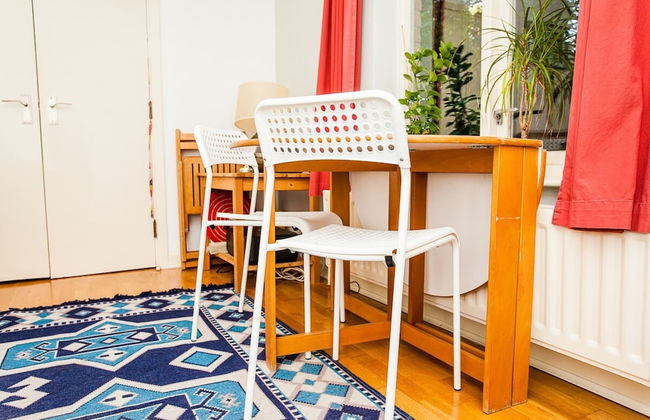 Charming Peaceful 2 Bed with Parking and Garden - Foto 19