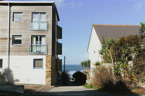 Foto 19 - Family Home in Newquay, Parking, 3 min Walk Beach