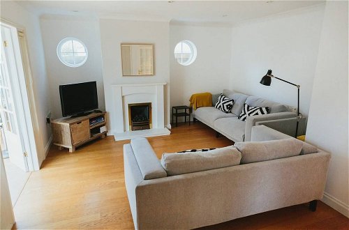 Foto 10 - Family Home in Newquay, Parking, 3 min Walk Beach