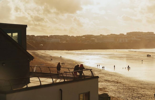 Family Home in Newquay, Parking, 3 min Walk Beach - Foto 18