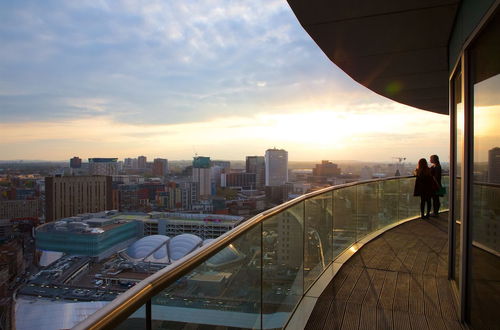 Photo 56 - Staying Cool at Rotunda