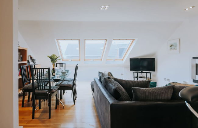 The Penthouse - Foto 28