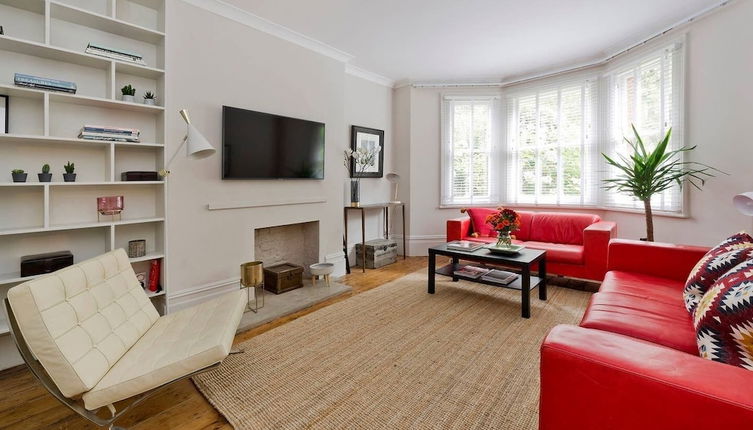 Foto 1 - Gorgeous 3-bed Garden Flat Beside Battersea Park