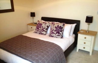 Photo 2 - Citystay - Warren Close