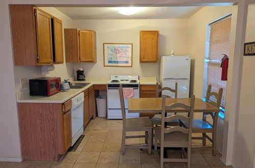 Photo 30 - Cedarvale Cabins at Turner Falls