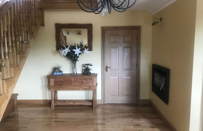 Dungannon 2 Bed Bungalow - Sleeps 5 - Pet Friendly - Foto 5