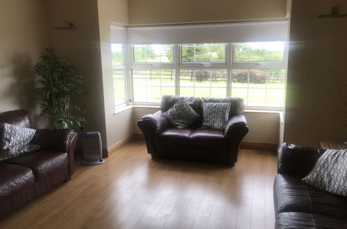 Photo 21 - Dungannon 2 Bed Bungalow - Sleeps 5 - Pet Friendly