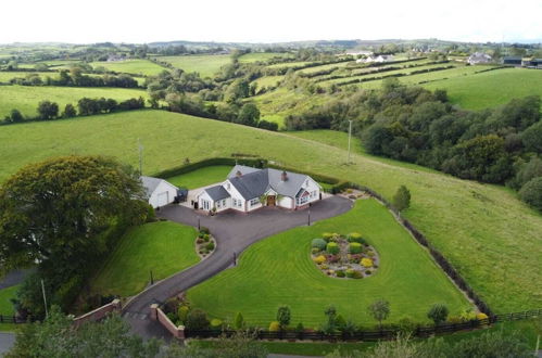 Photo 1 - Tranquil Modern Countryside Bungalow