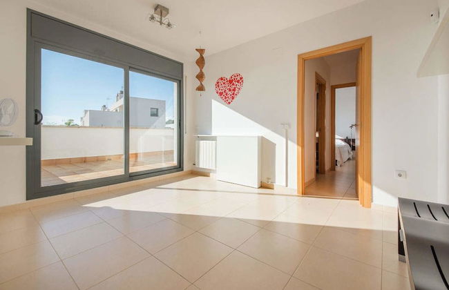 Salome House - Photo 20