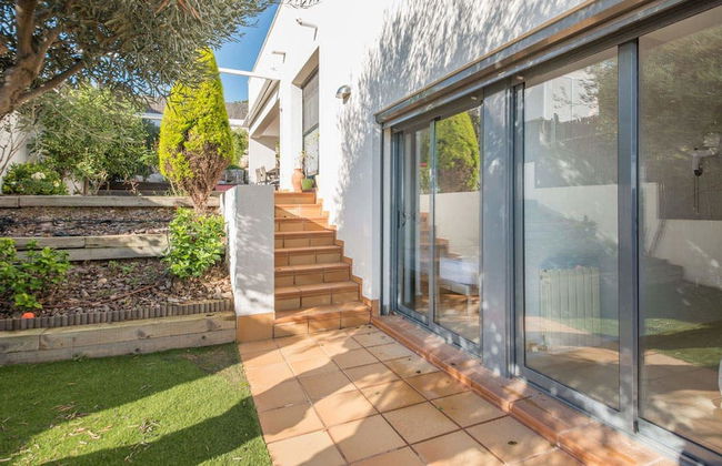Salome House - Photo 32