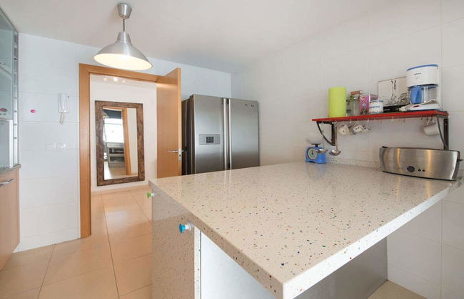 Salome House - Photo 11