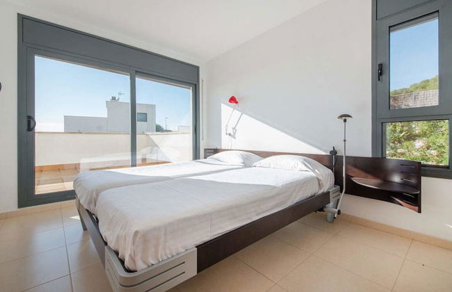 Salome House - Photo 6