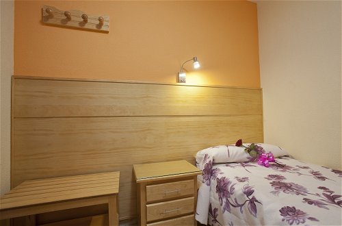 Photo 4 - Malaga 101679 3 Bedroom Apartment By Mo Rentals